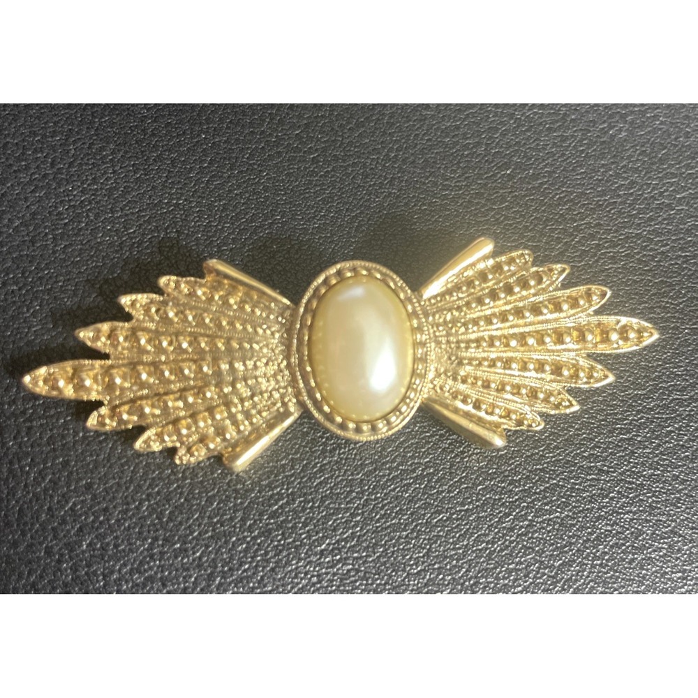 1928 Faux Pearl Brooch Victorian Revival Gold Tone Oval Cabochon Fan Pin Jewelry